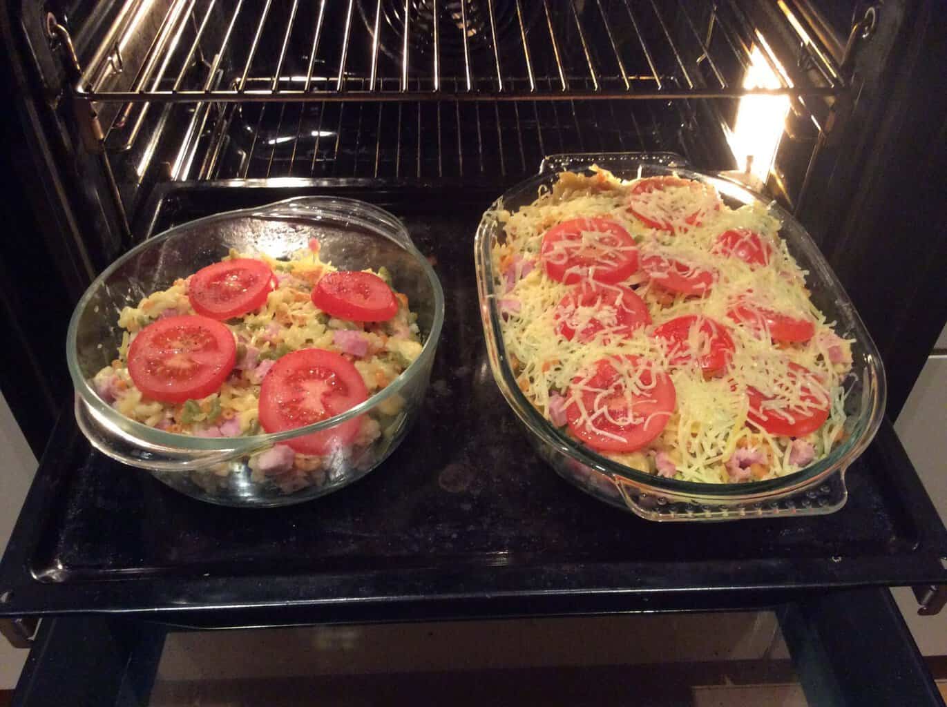 Macaroni ovenschotel met ham, kaas, en broccoli recepten24